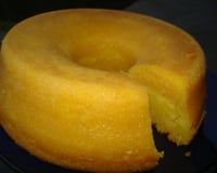 Bolo de fubá cremoso