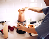 Saiba porque você precisa de um liquidificador individual na sua rotina diária