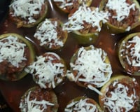 Abobrinha recheada com carne moída