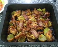Frango assado com batata da Jujufe