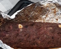 Bolo de carne moída recheado com presunto e mussarela
