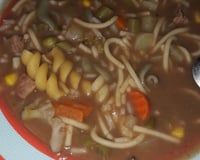 Sopa de feijão com macarrão