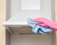Como limpar o exaustor de cozinha: confira o passo a passo simples