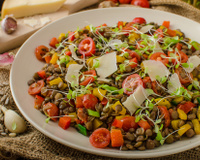 Salada de lentilha: receita prática, saborosa e saudável