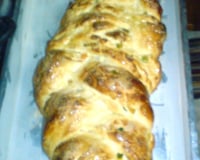 Rosca dourada com frutas cristalizadas