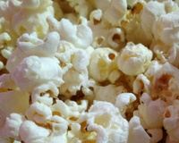 Pipoca com manteiga (semelhante a dos cinemas)