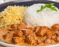 Estrogonofe de frango básico