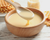 Leite condensado de verdade: veja a diferença para a mistura láctea e aprenda como economizar com receita caseira