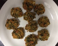 Bolinho de espinafre assado