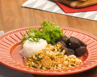 Farofa de pão simples