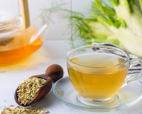 Reduz o inchaço abdominal, combate gases e protege o fígado: os benefícios de comer erva-doce