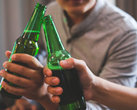 O que é exatamente a cerveja sem álcool e por que seu consumo está crescendo?