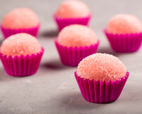 Afinal, por que o doce bicho-de-pé tem esse nome? Conheça a origem dessa delícia com gostinho de infância e aprenda a fazer