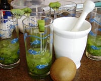 Caipirinha de Kiwi com saquê