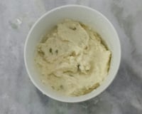 Patê de ricota com azeitonas