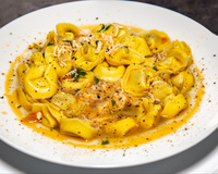 Capeletti de frango cremoso