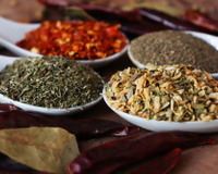 Temperos naturais para substituir os industrializados