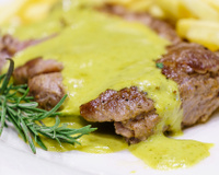 Iscas de fígado com molho de mostarda: receita deliciosa