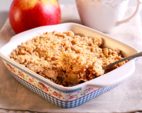 Não subestime uma receita de família: ingredientes simples, modo de preparo da vovó e um crumble de maçã espetacular