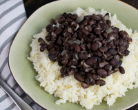 4 alimentos para colocar no arroz e no feijão para diminuir os riscos de pico de glicose