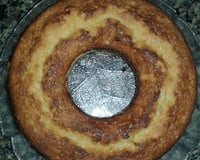 Bolo de fubá com parmesão levemente cremoso (sem farinha de trigo)