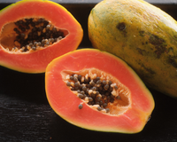 Pimenta de semente de mamão? Se você tem a fruta, tem tudo que precisa para essa receita!