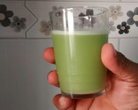 Suco de limão,gengibre e capim cidreira