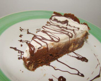 Torta mousse de chocolate com chantilly