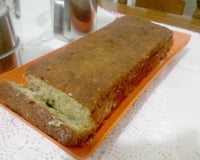 Pão de banana com castanha-do-pará