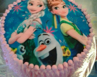 Bolo de aniversário de pêssego