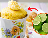 Fiz um bolo de limão em apenas dois minutos que ficou muito fácil, molhadinho e delicioso