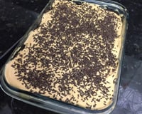 Torta de bolacha com doce de leite