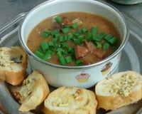 Caldo de aipim de calabresa e bacon