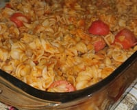 O suculento macarrão com salsicha