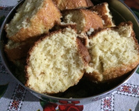 Bolo de laranja com cobertura