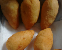 Coxinha com massa de batata