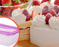 Com esse truque (ridículo de simples!) para guardar o bolo num pote a cobertura nunca mais vai grudar na hora de servir