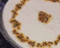 Bolo delicioso de mousse de maracujá