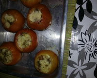 Tomate recheado com linguiça Blumenau