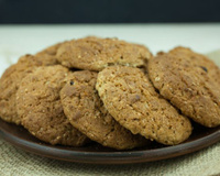 Cookies de banana e aveia: receita saudável, rápida e deliciosa
