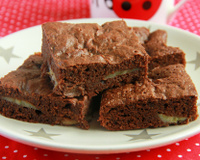 Brownie fit com 3 ingredientes: mate a vontade de comer doce com essa receita prática e saudável!