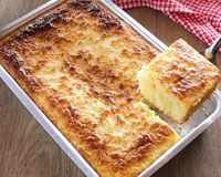 Misturou, assou: você nunca mais vai querer comer outra sobremesa depois de provar essa cocada de forno