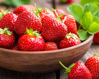 Nem na geladeira, nem na fruteira: este é o melhor lugar para guardar morangos e evitar que eles apodreçam