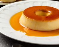 A calda do meu pudim sempre grudava no fundo da forma, mas agora me contaram no que estou errando e é muito simples de consertar!