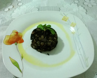 Arroz preto com lentilha