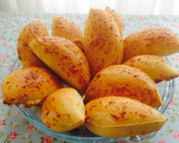 Pastel de forno com recheio de frango com catupiri