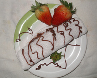 Tapioca de brigadeiro com morango