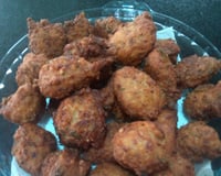 Bolinho de arroz com calabresa