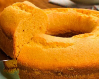 Já viu bolo de fubá sem farinha de trigo? Essa receita simples fica uma delícia, veja passo a passo