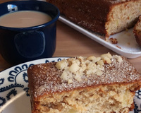 Bolo de maçã com canela e castanhas
